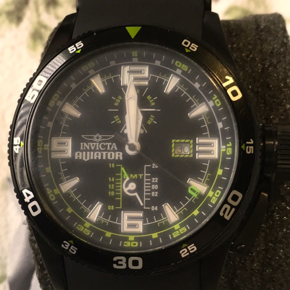 Invicta Aviator